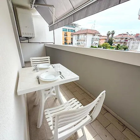 Apartment Madison Con Posto Auto Rif A824 *
