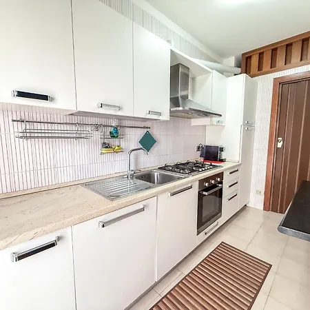 Madison Con Posto Auto Rif A824 Apartment *
